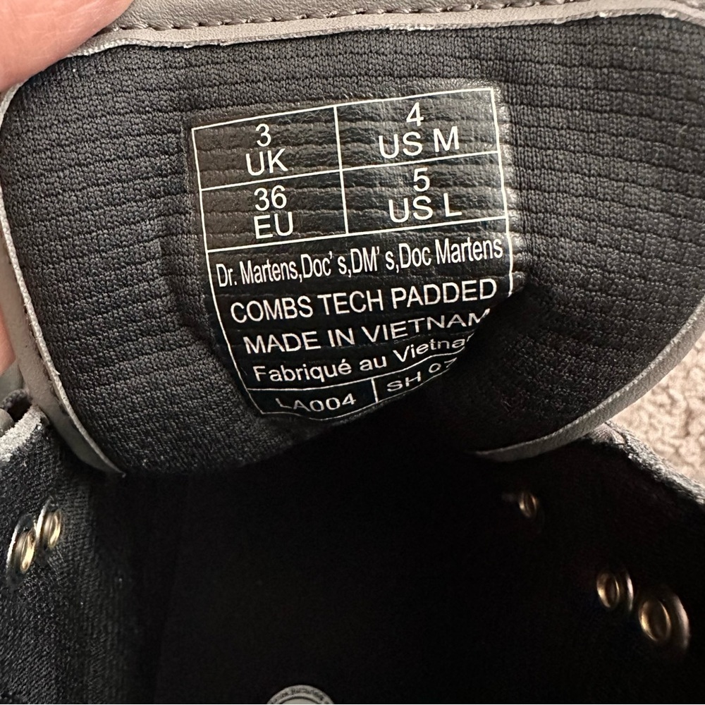 Dr. Martens Combs Tech Padded Quilted Nickel Gray Womens 5 - Picture 11 of 13